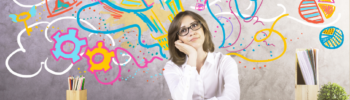 imagen-mujer-ante-escritorio-desconcentrada